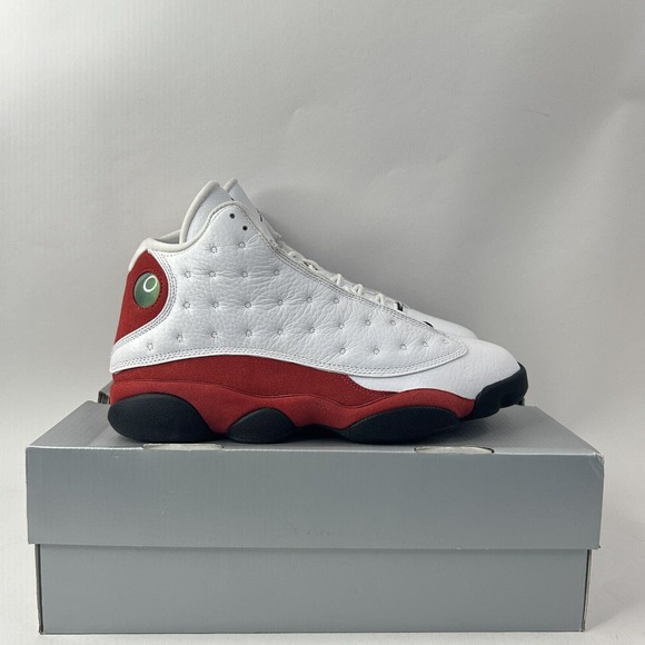 Nike Shoes Air Jordan 13 Retro OG “Chicago/White Cherry Red” 2024 - Picture 4 of 8